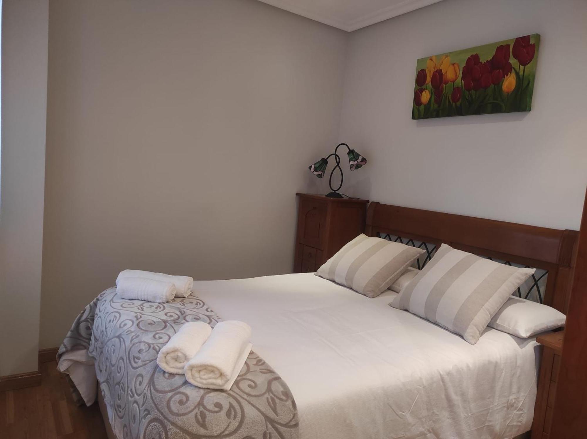 Avello Oviedo Con Parking Apartman Kültér fotó